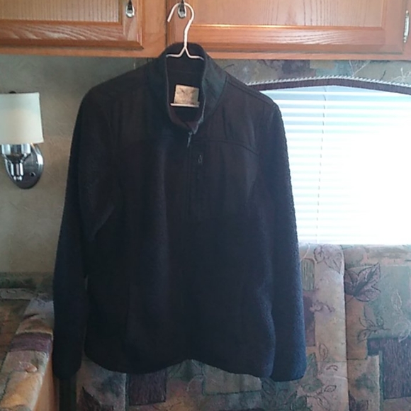 🆕 Cool Black Sweater 🆕 - Picture 1 of 4